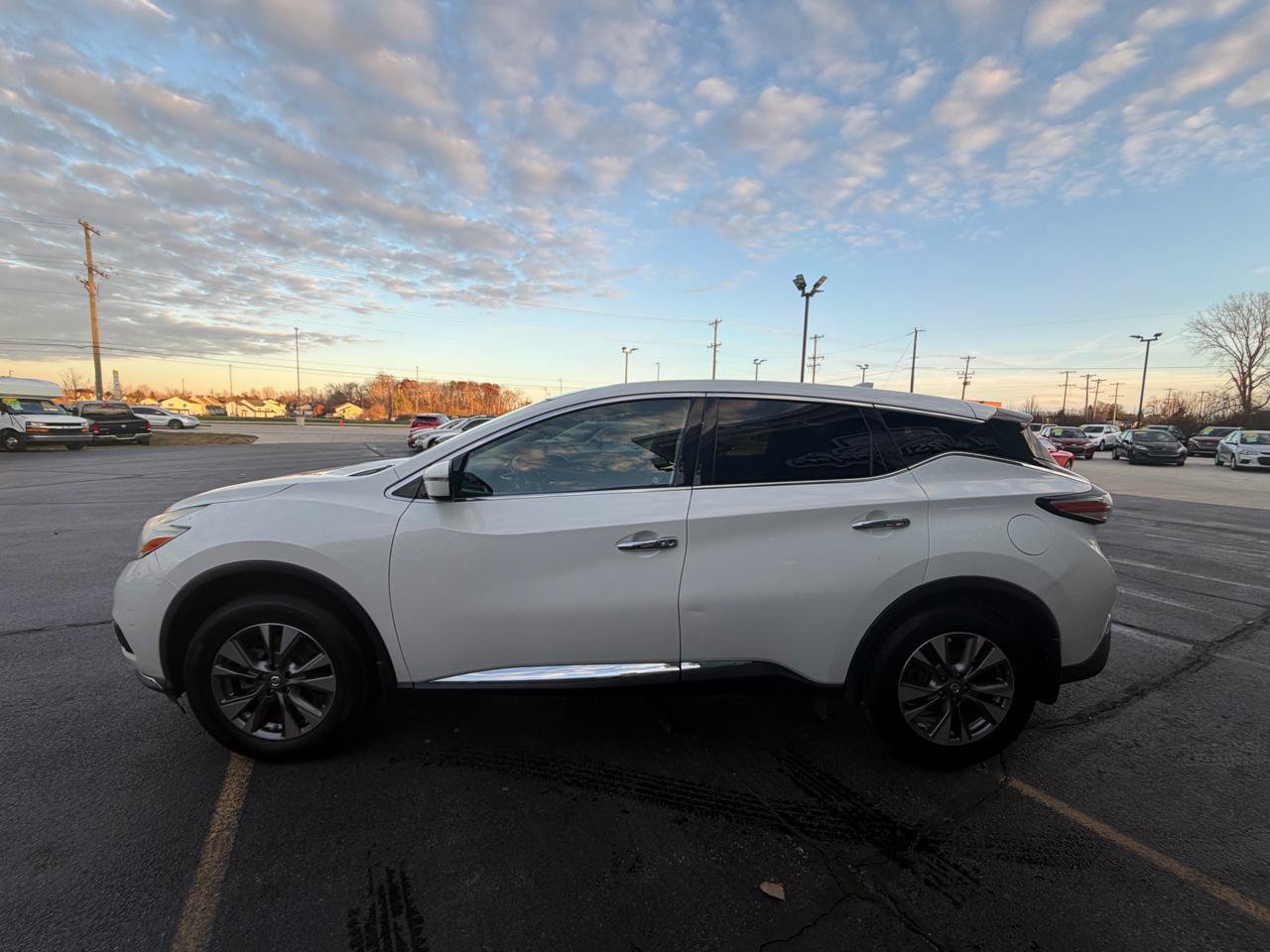 Used 2017 Nissan Murano S w/ Navigation Package AWD/4WD image 6