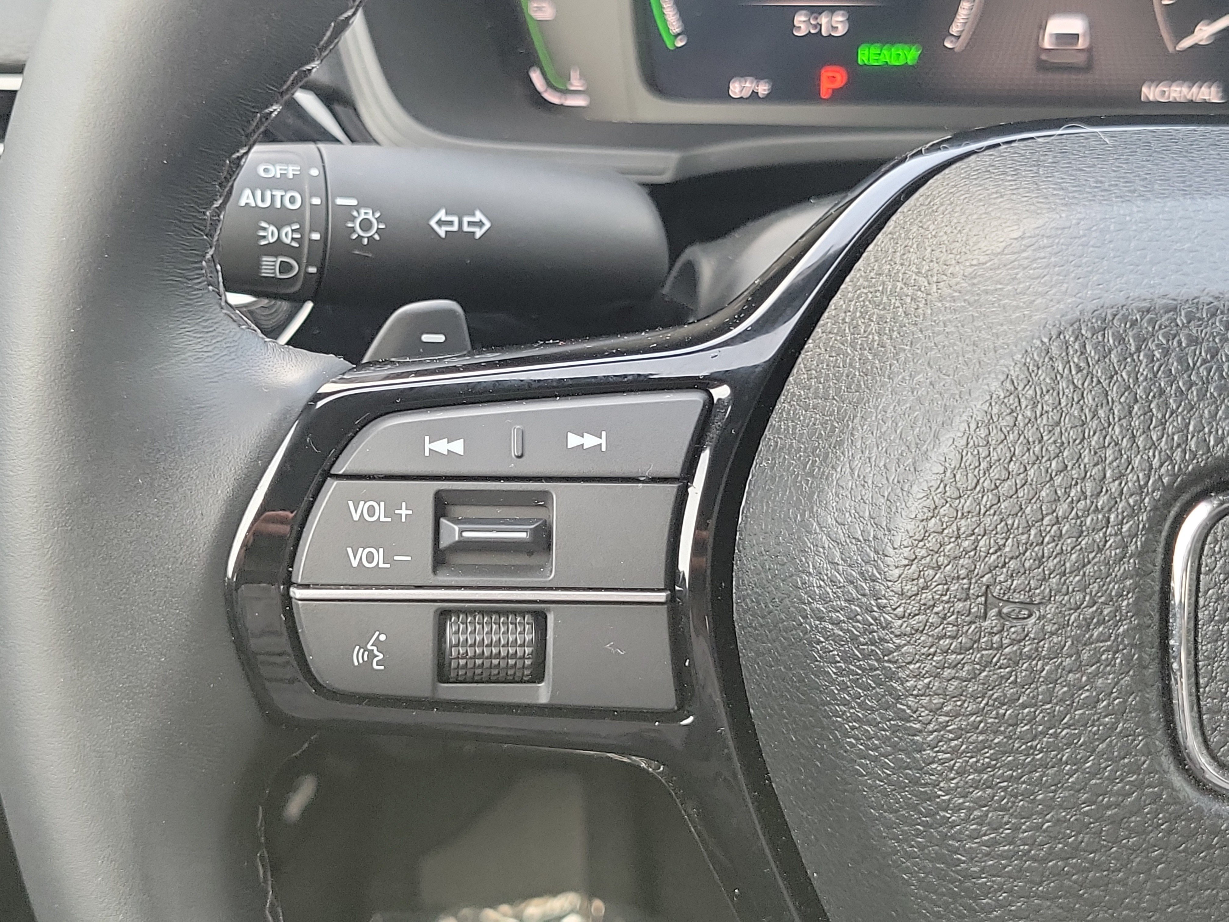 Certified 2025 Honda Civic Sport Touring image 19