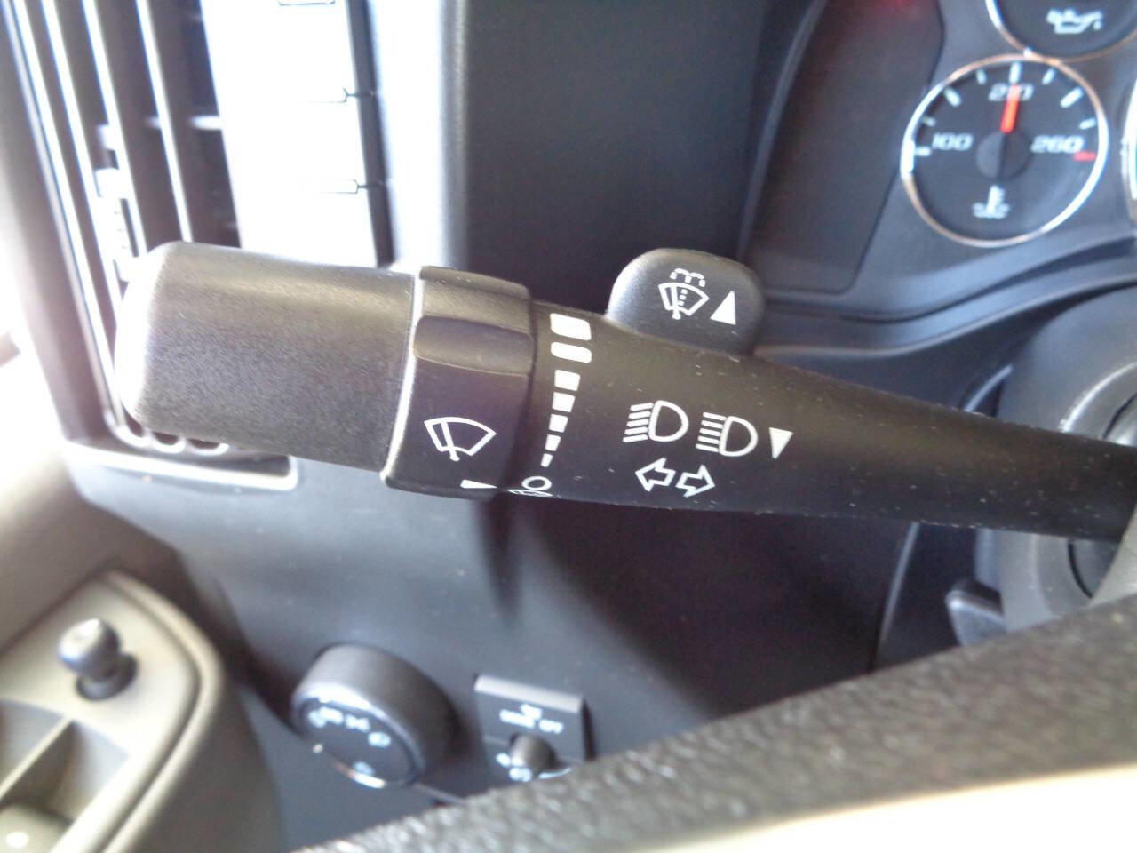 Used 2018 Chevrolet Express 2500 LT w/ LT Preferred Equipment Group RWD image 31