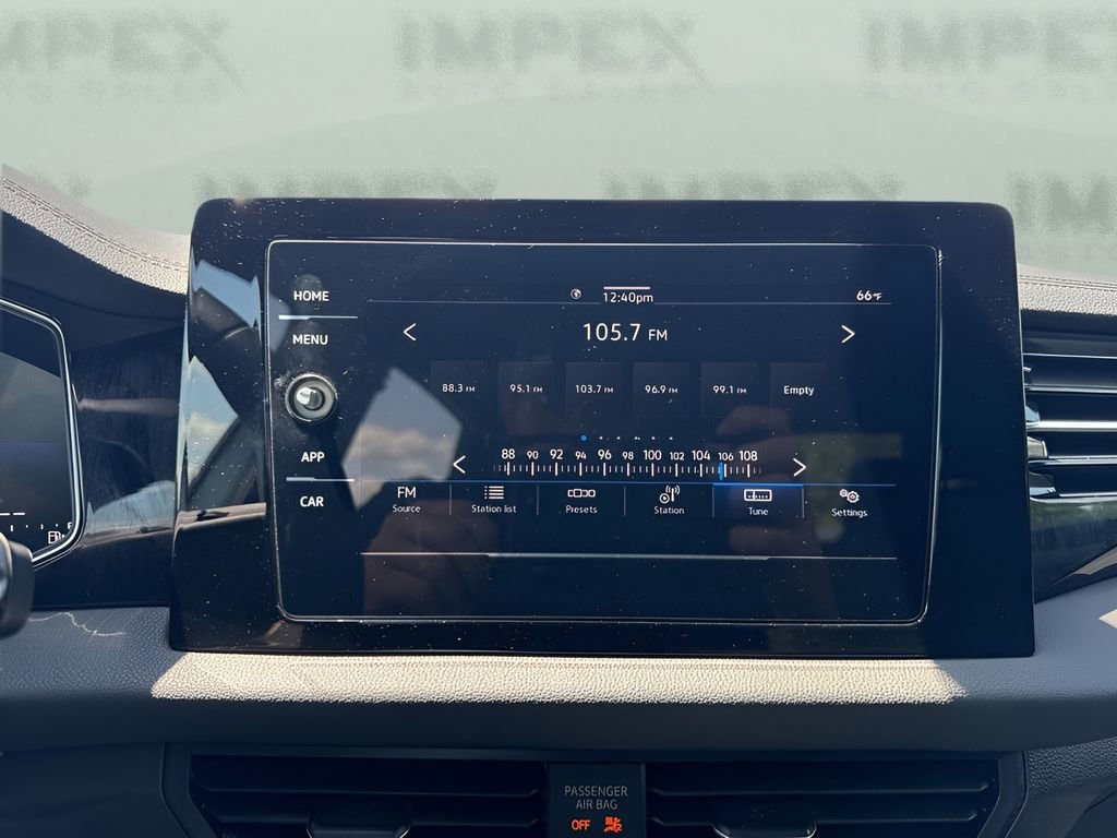 Used 2025 Volkswagen Jetta Sport FWD image 17