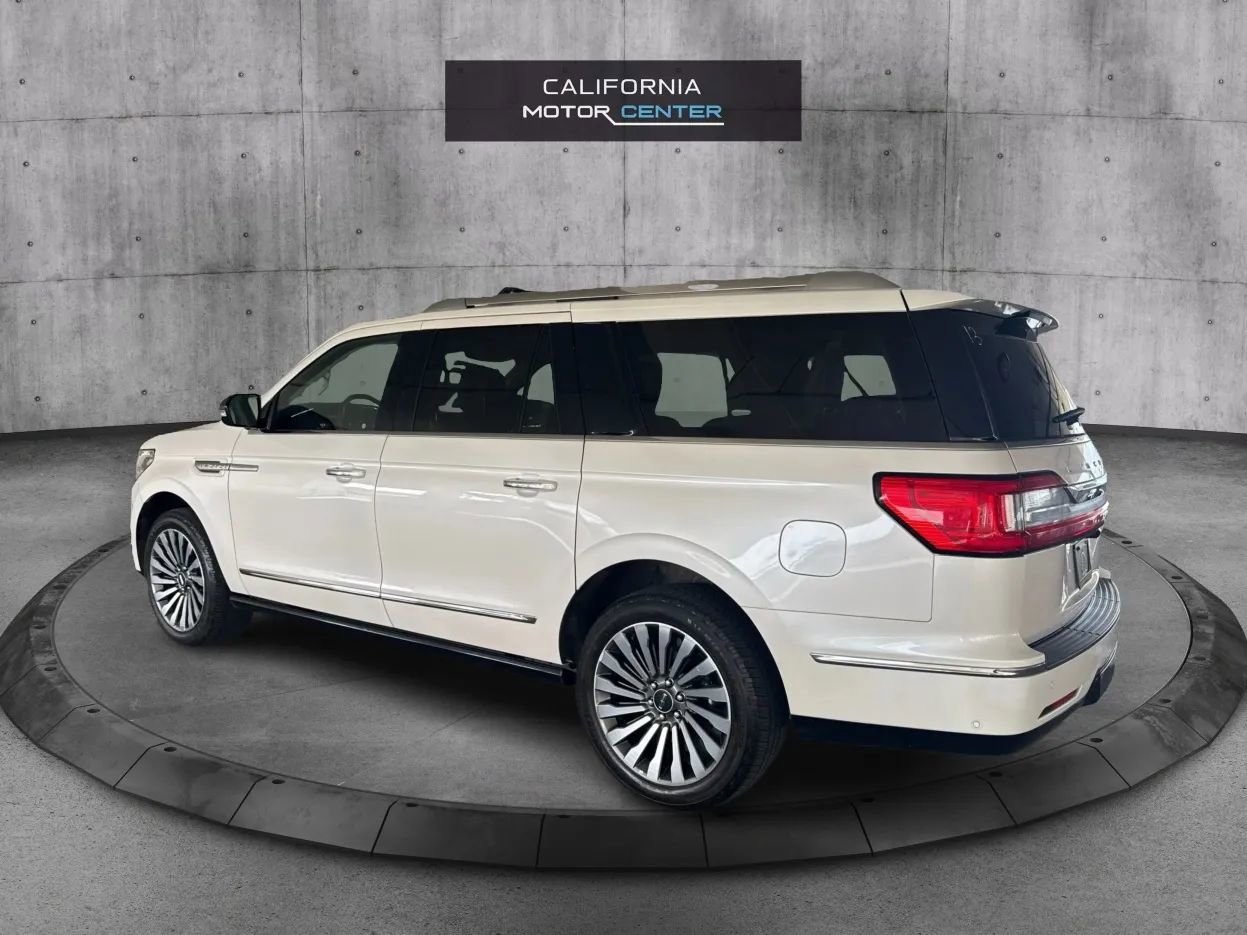 Used 2019 Lincoln Navigator L Reserve w/ Cargo Package AWD/4WD image 7