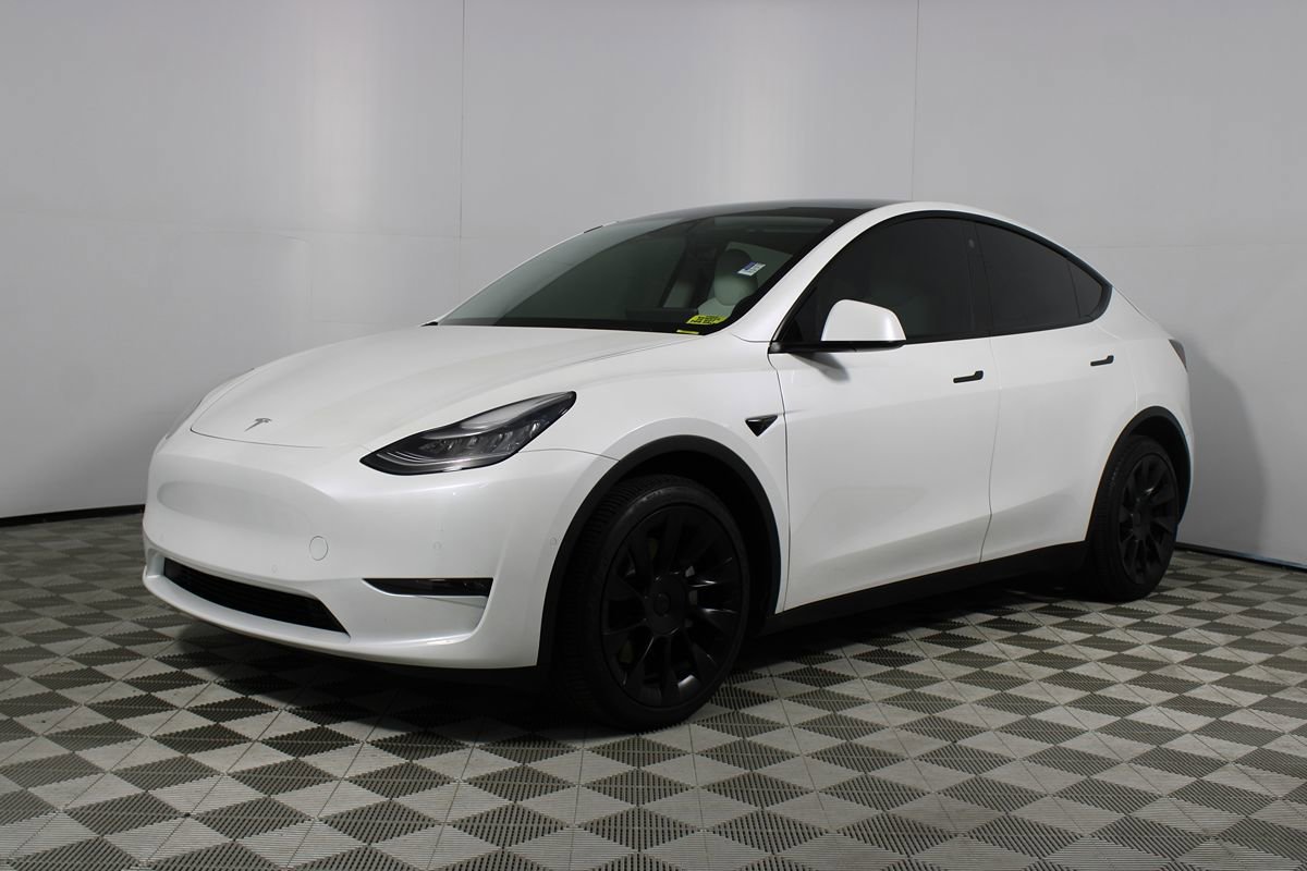 Used 2021 Tesla Model Y Long Range AWD/4WD image 3