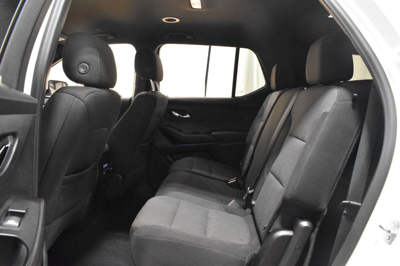 Used 2023 Chevrolet Traverse LT w/ LPO, Floor Liner Package AWD/4WD image 4