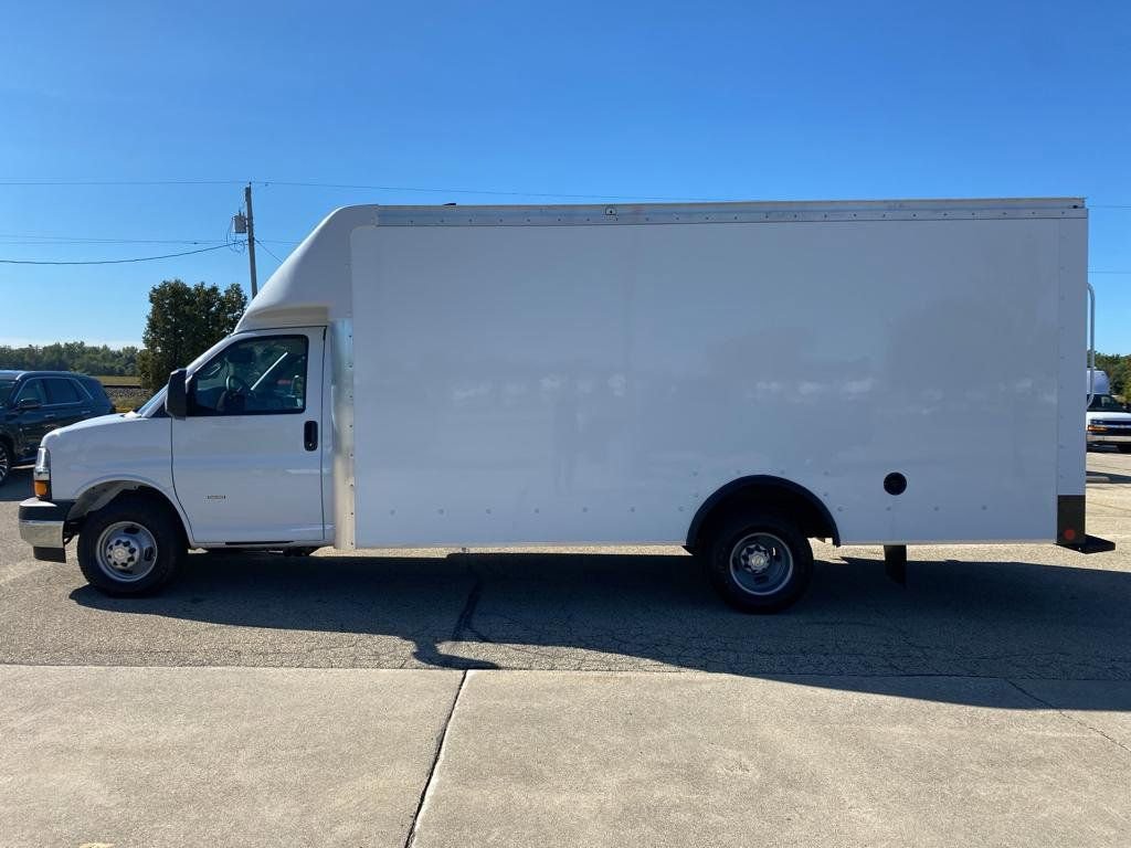 New 2025 Chevrolet Express 3500 w/ Power Convenience Package image 3