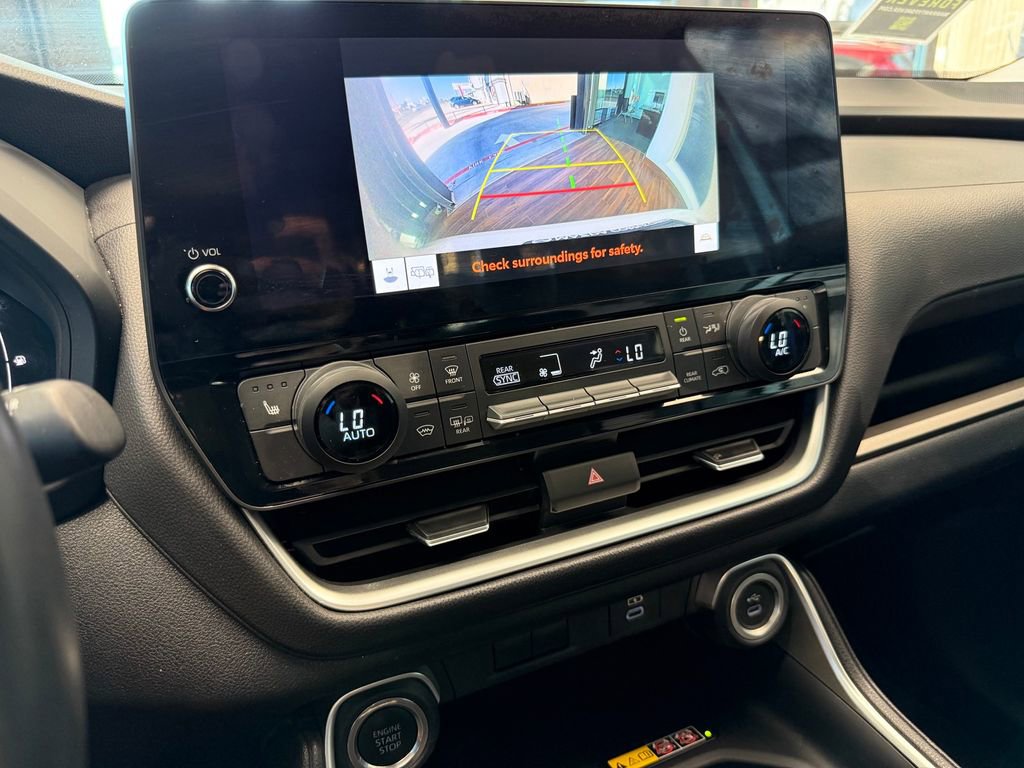 Used 2024 Toyota Grand Highlander XLE image 21