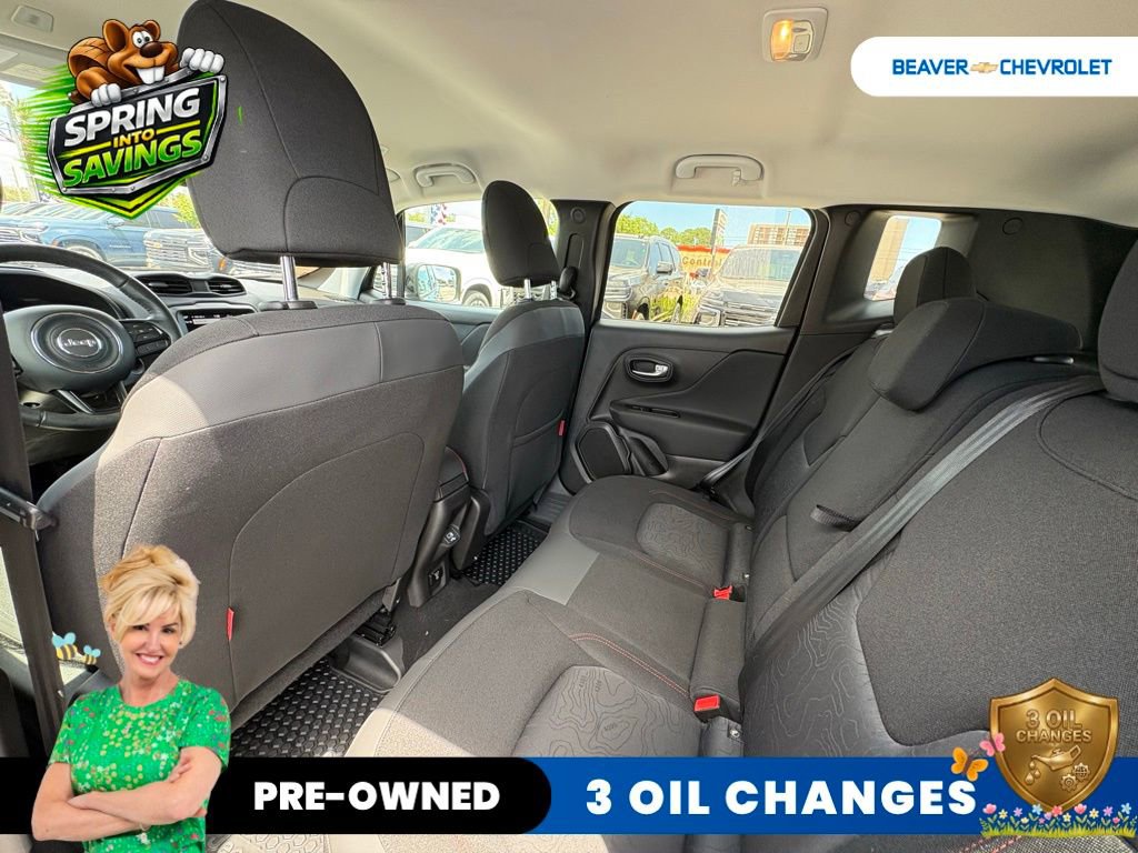 Used 2022 Jeep Renegade Trailhawk w/ Trailer Tow Group AWD/4WD image 15