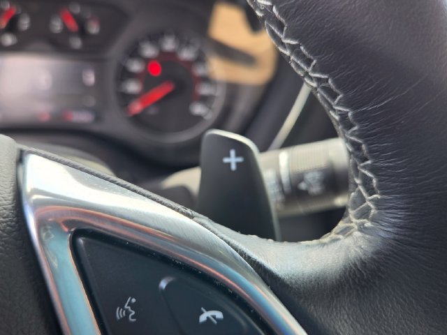 Used 2023 Chevrolet Camaro LT RWD image 37