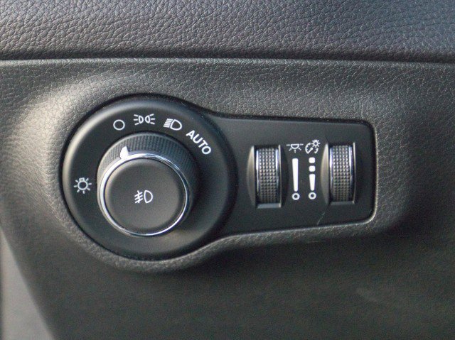 Used 2017 Jeep Compass Trailhawk w/ Leather Interior Group image 17