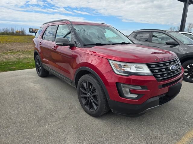 Used 2017 Ford Explorer XLT w/ Equipment Group 202A