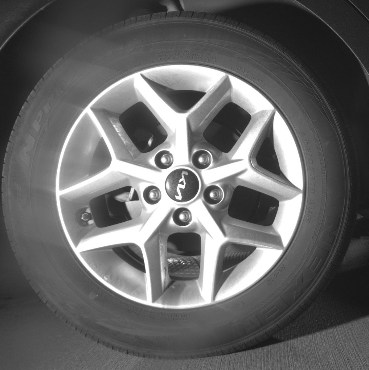 Used 2025 Kia Soul LX w/ LX Technology Package FWD image 20