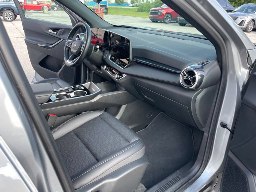Used 2026 Chevrolet Equinox LT w/ Convenience Package II AWD/4WD image 18