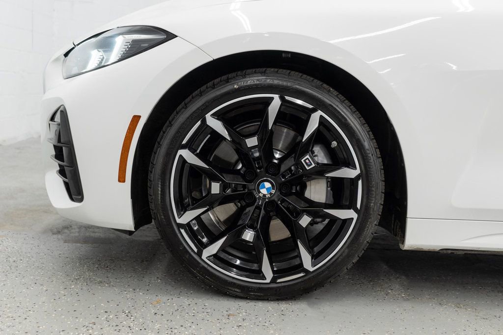 Used 2026 BMW 430i xDrive Coupe w/ M Sport Package AWD/4WD image 33
