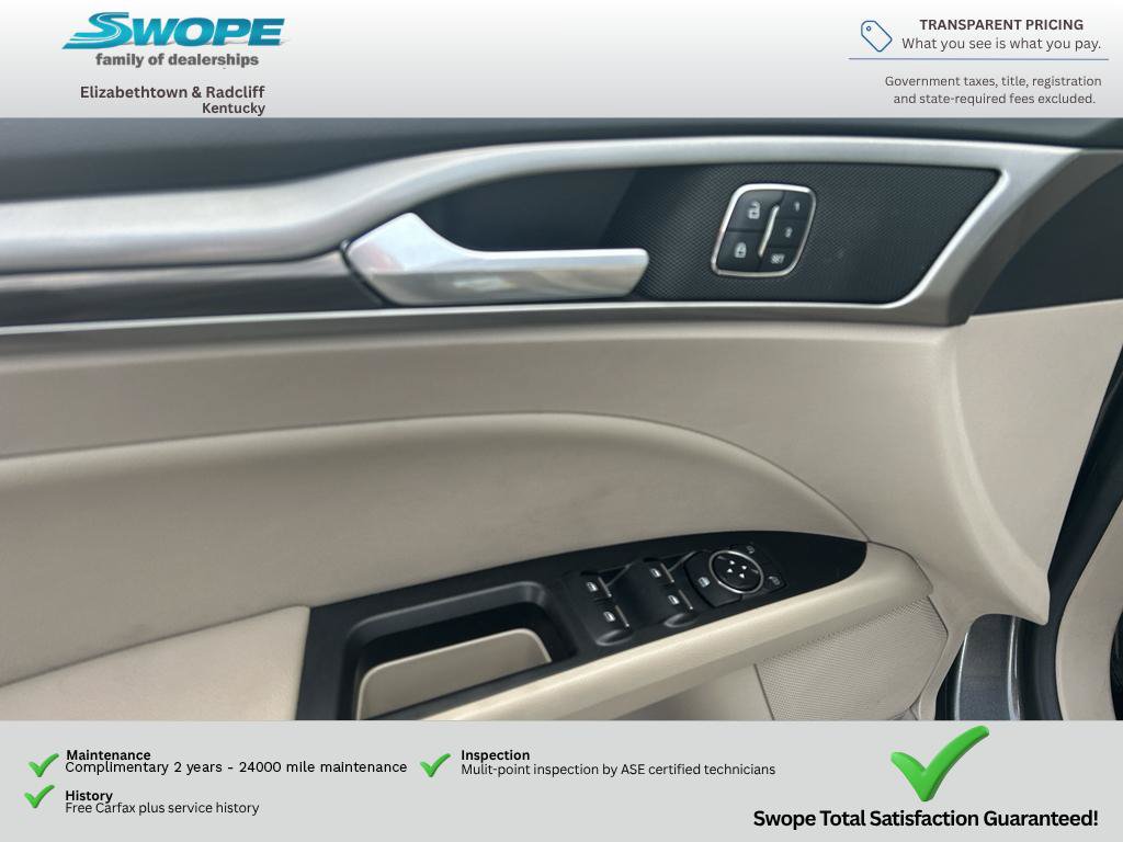 Used 2017 Ford Fusion SE FWD image 11