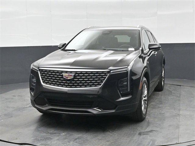 Used 2024 Cadillac XT4 Premium Luxury image 8