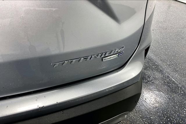 Used 2020 Ford Edge Titanium w/ Equipment Group 301A image 25