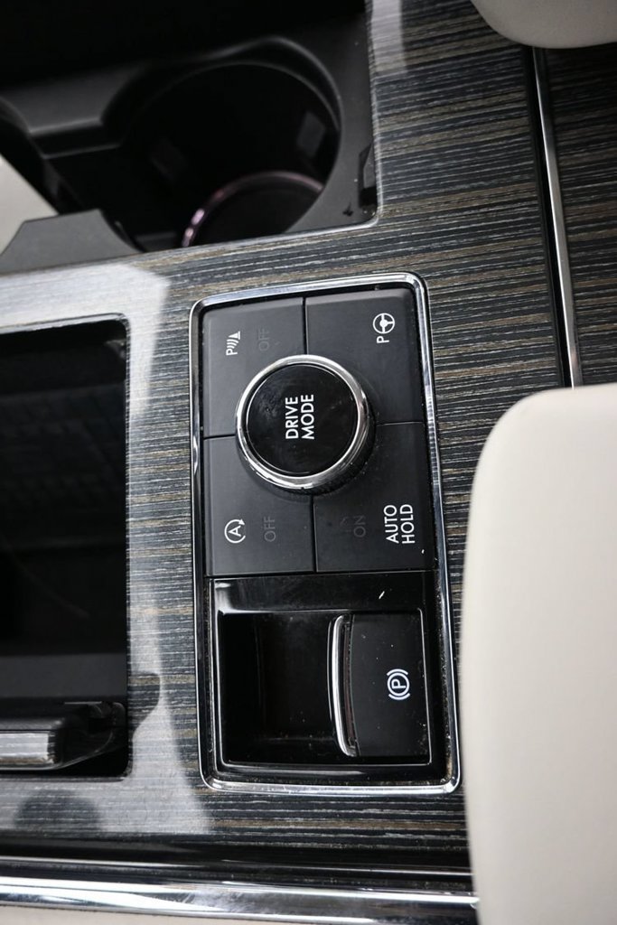 Used 2018 Lincoln Navigator Black Label AWD/4WD image 39