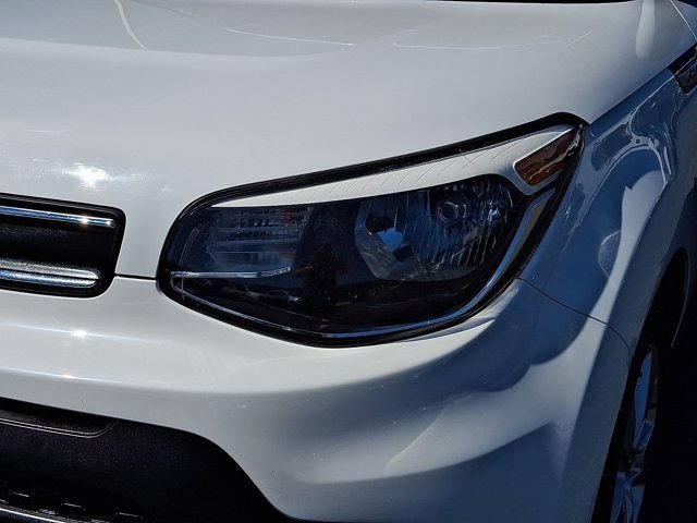 Used 2017 Kia Soul FWD image 12
