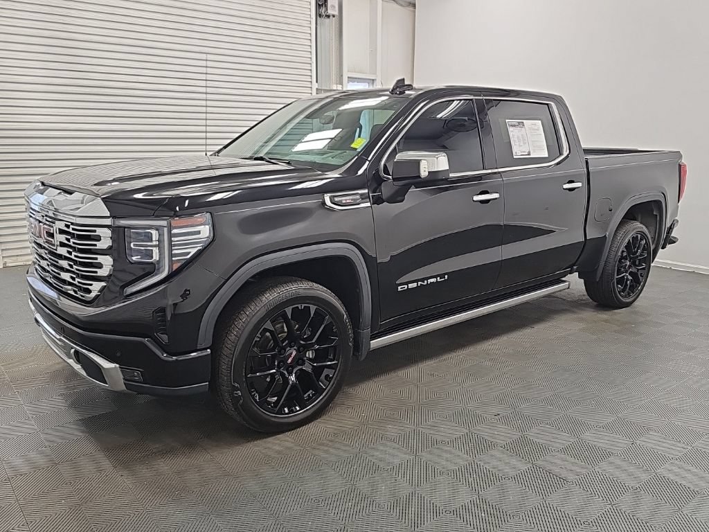Certified 2023 GMC Sierra 1500 Denali w/ Denali Reserve Package AWD/4WD image 5