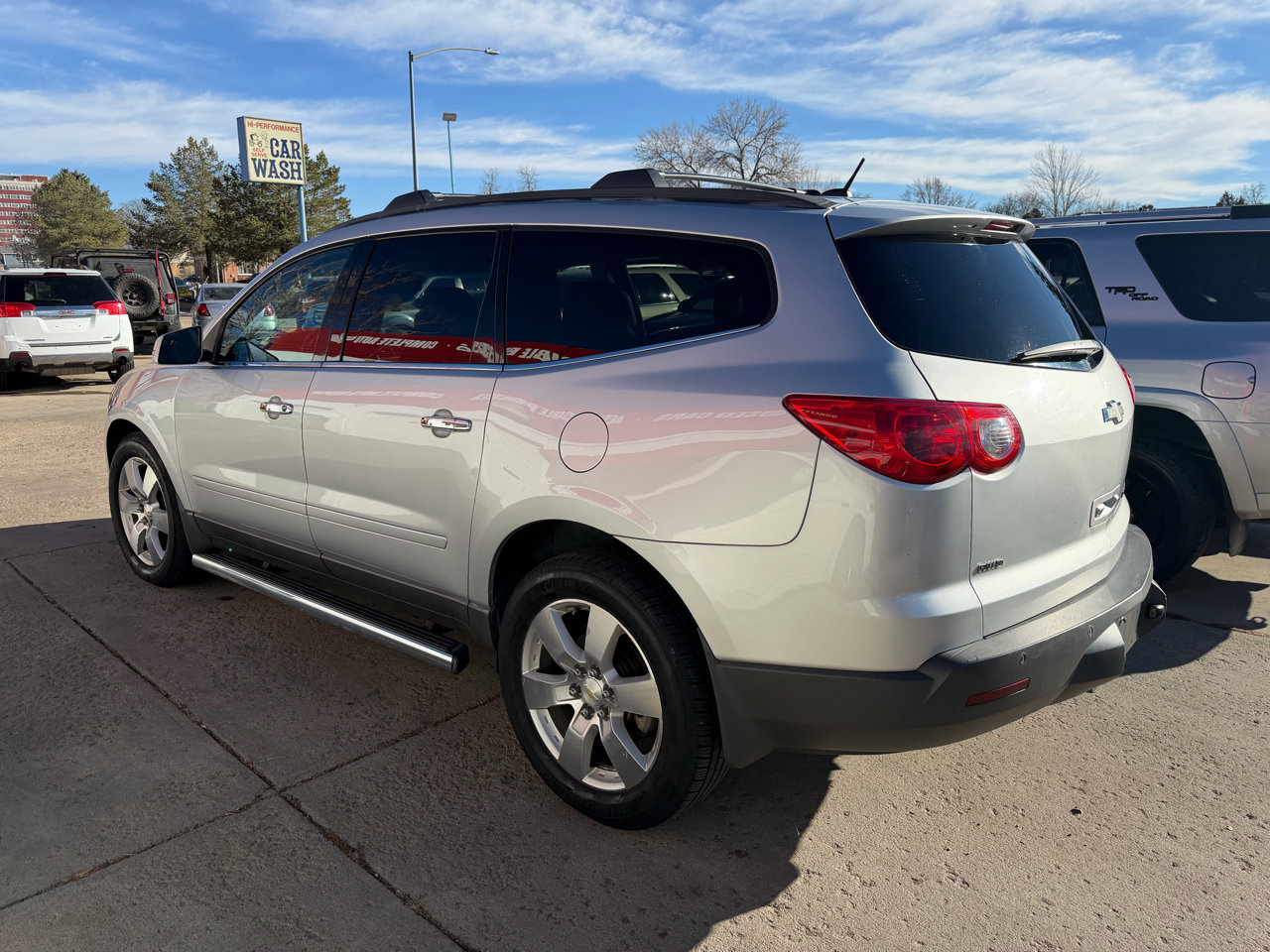 Used 2011 Chevrolet Traverse LT w/ All-Star Package image 12