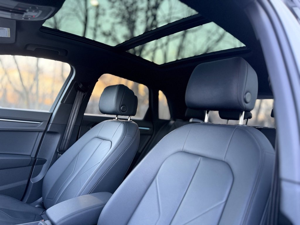 Used 2023 Audi Q3 2.0T Premium Plus w/ Premium Plus Package image 16