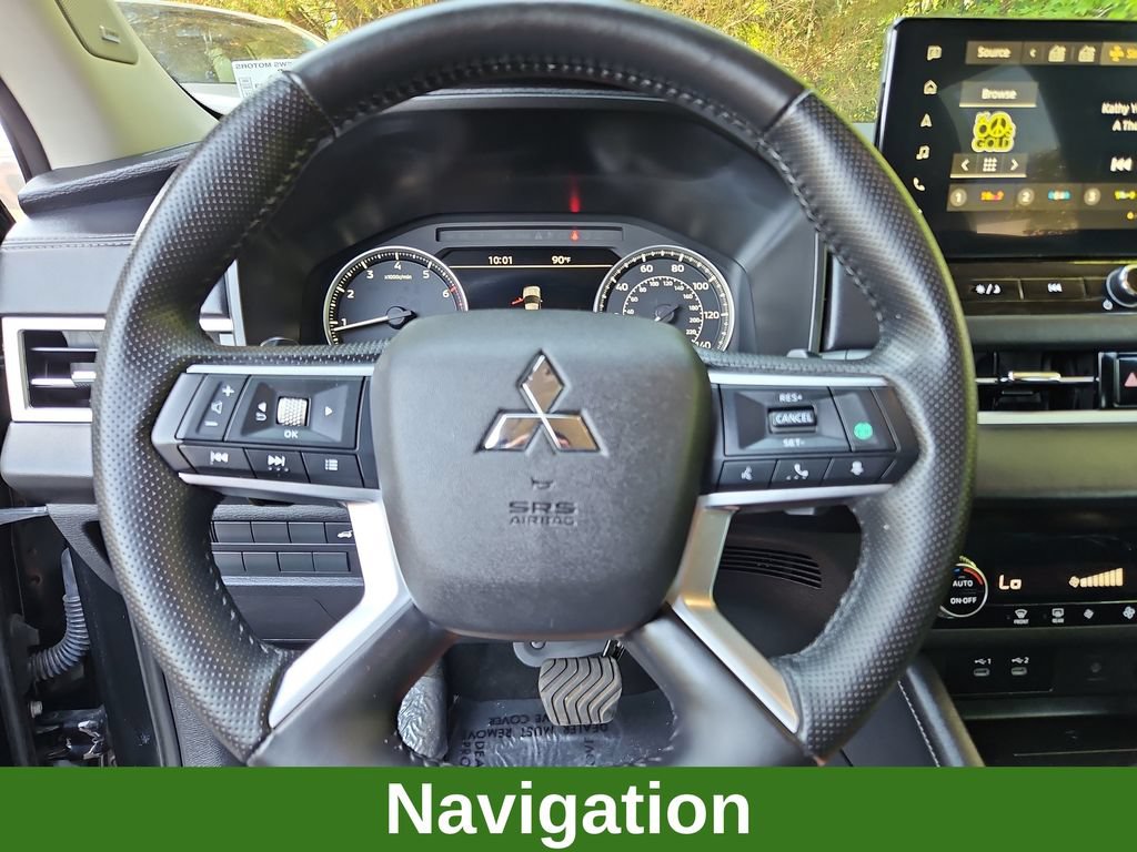 Used 2025 Mitsubishi Outlander SE AWD/4WD image 9