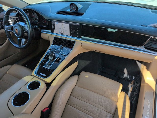 Used 2017 Porsche Panamera image 22
