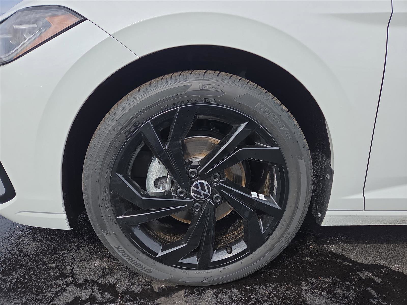 New 2026 Volkswagen Jetta SE image 10