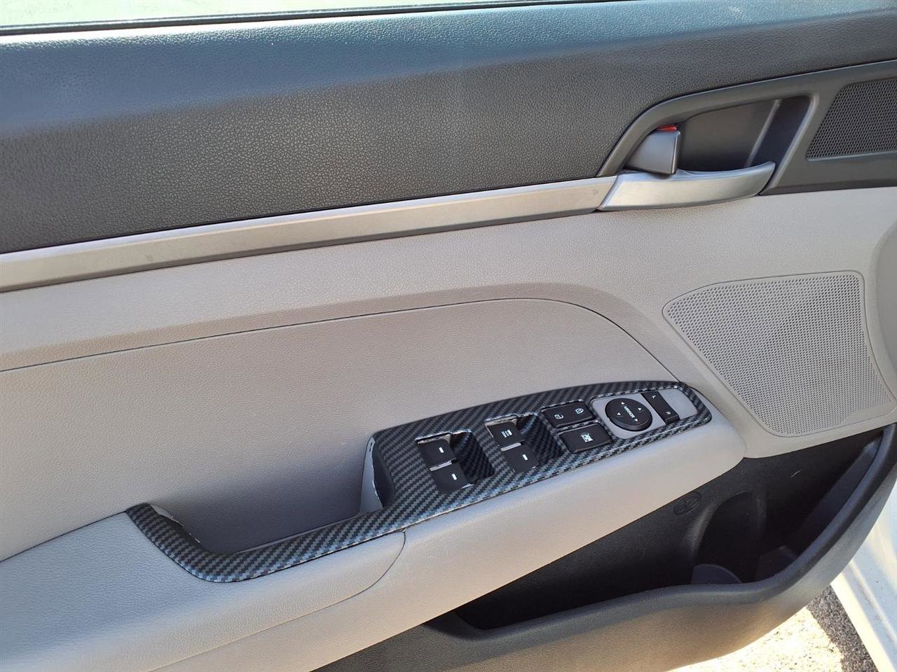 Used 2017 Hyundai Elantra SE image 10