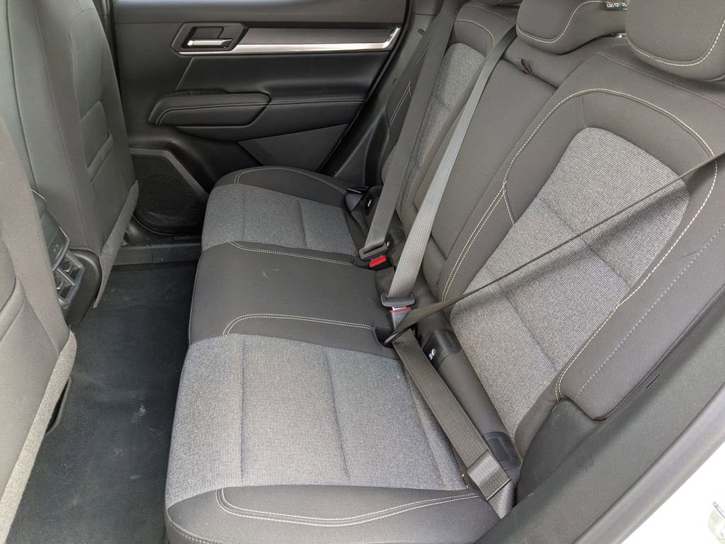 Used 2025 GMC Terrain Elevation image 28