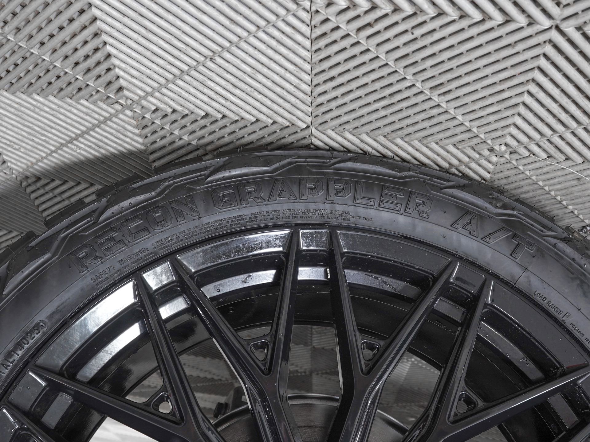 Used 2026 Cadillac Escalade Sport w/ Touring Package image 38