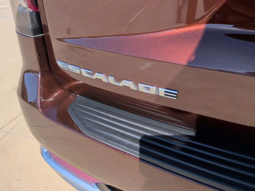 Used 2023 Cadillac Escalade Premium Luxury w/ LPO, Radiant Package image 48