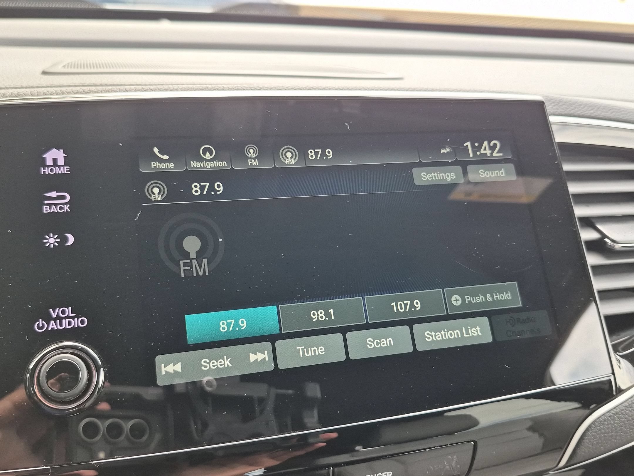 Used 2022 Honda Passport Elite image 18