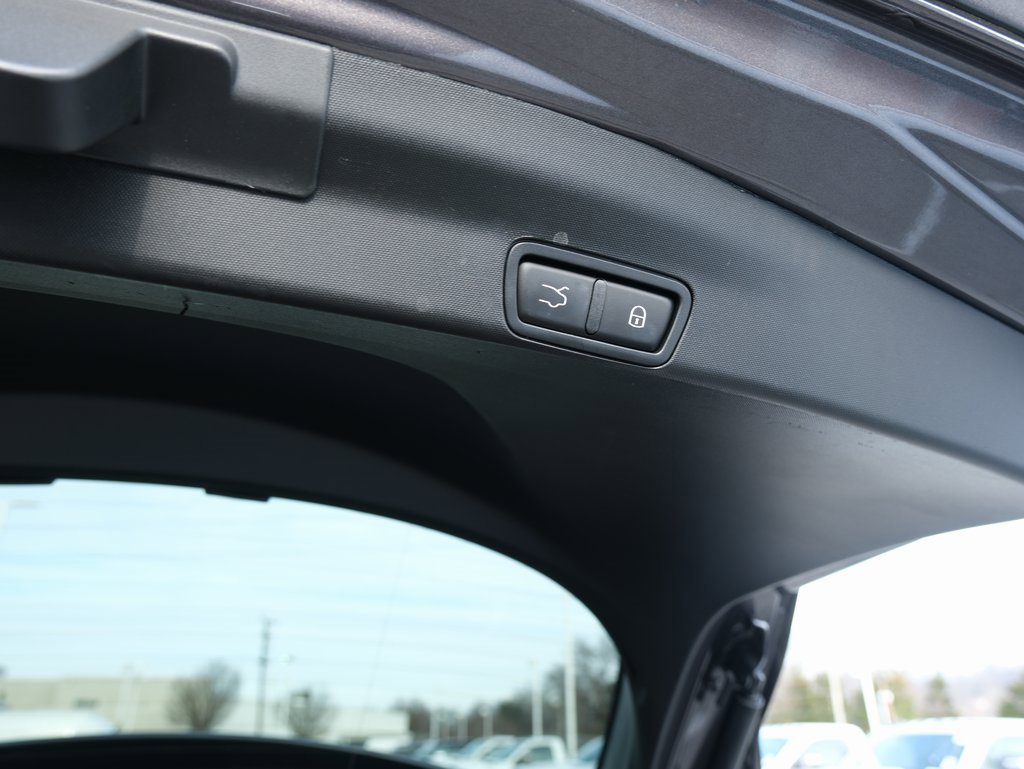 Used 2024 Alfa Romeo Stelvio Veloce image 40