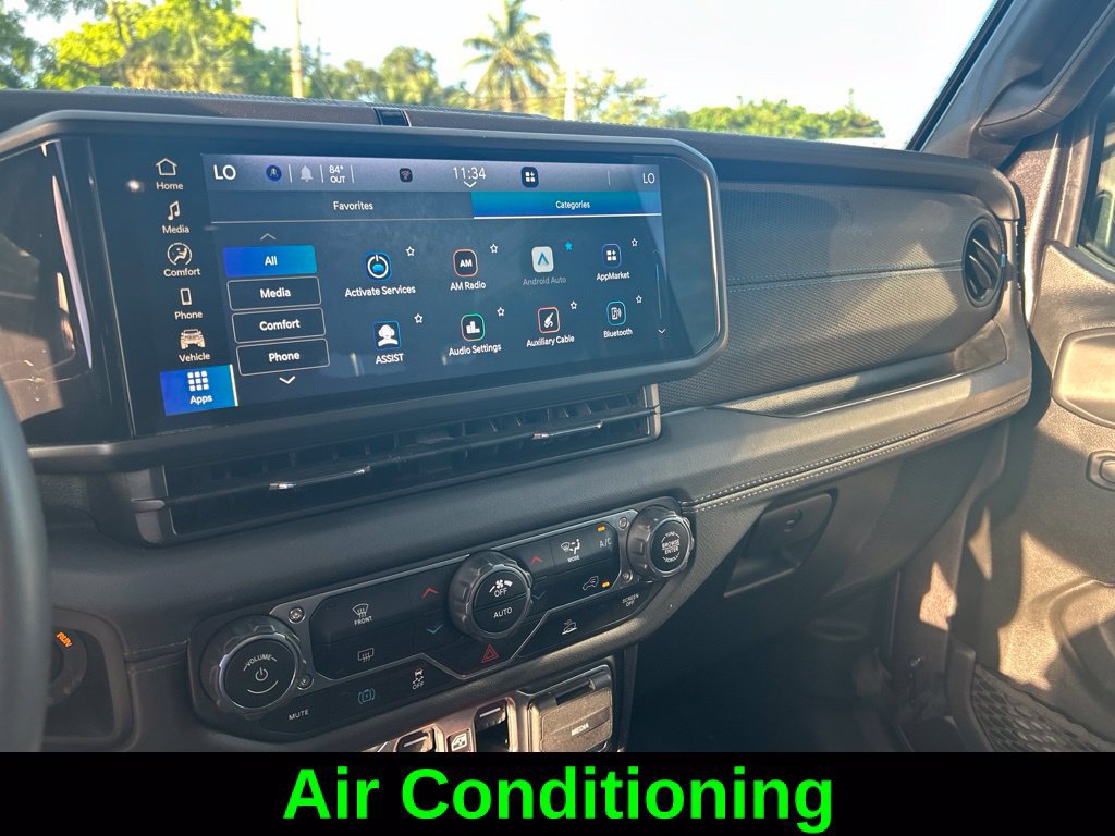 Certified 2024 Jeep Wrangler Unlimited Rubicon 4xe AWD/4WD image 13