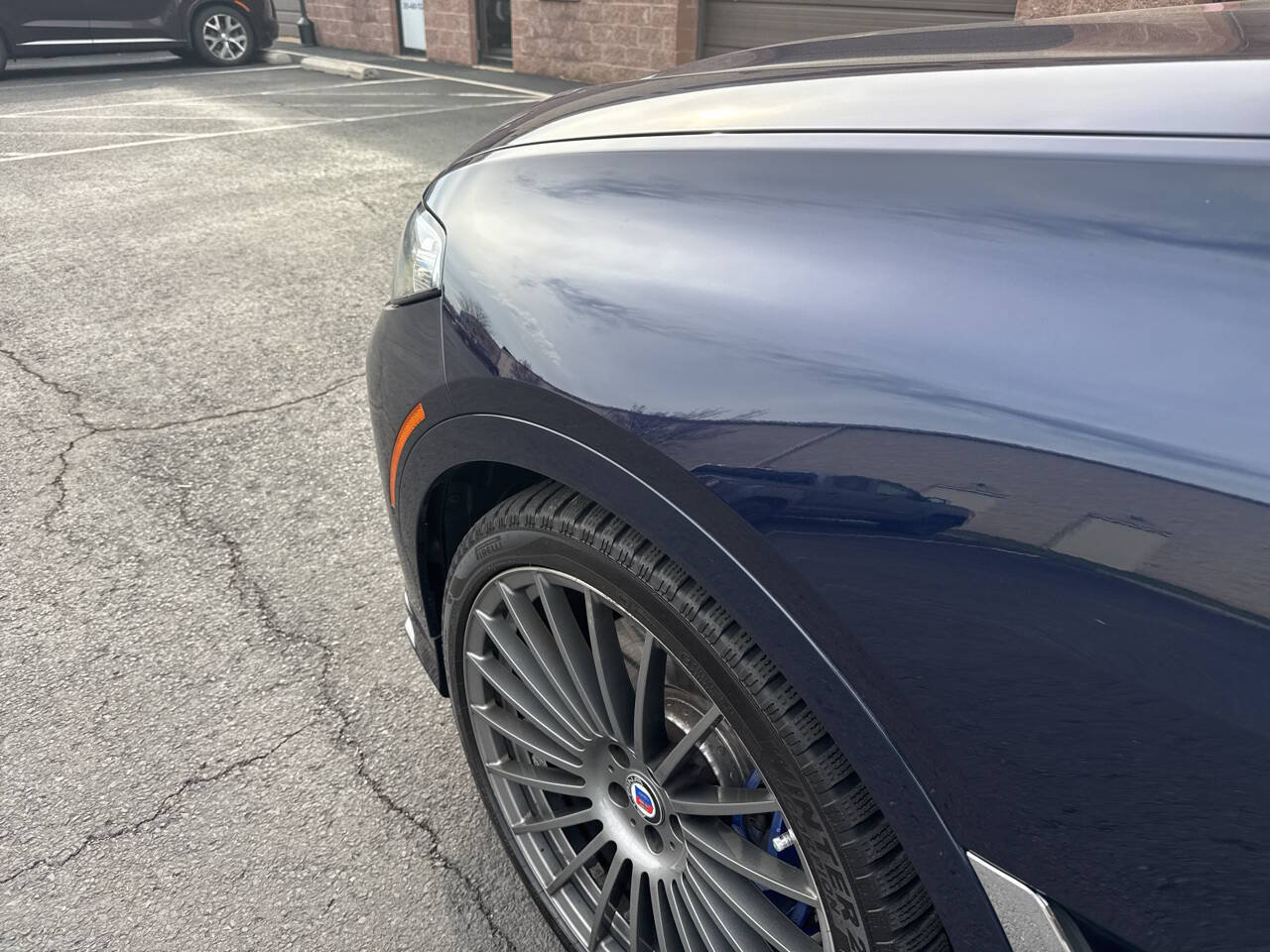 Used 2021 BMW ALPINA XB7 AWD/4WD image 28