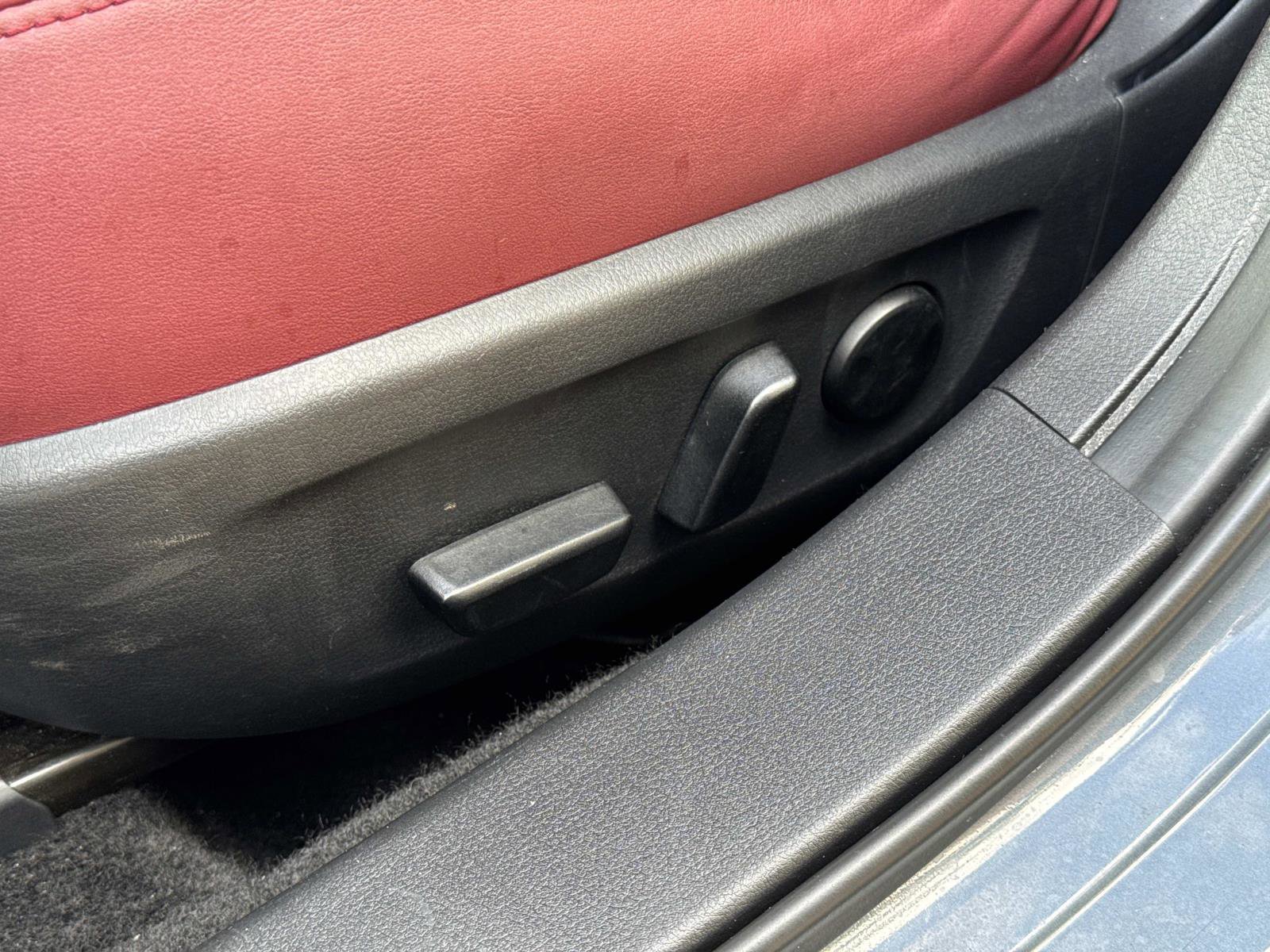 Used 2024 MAZDA MAZDA3 s image 18