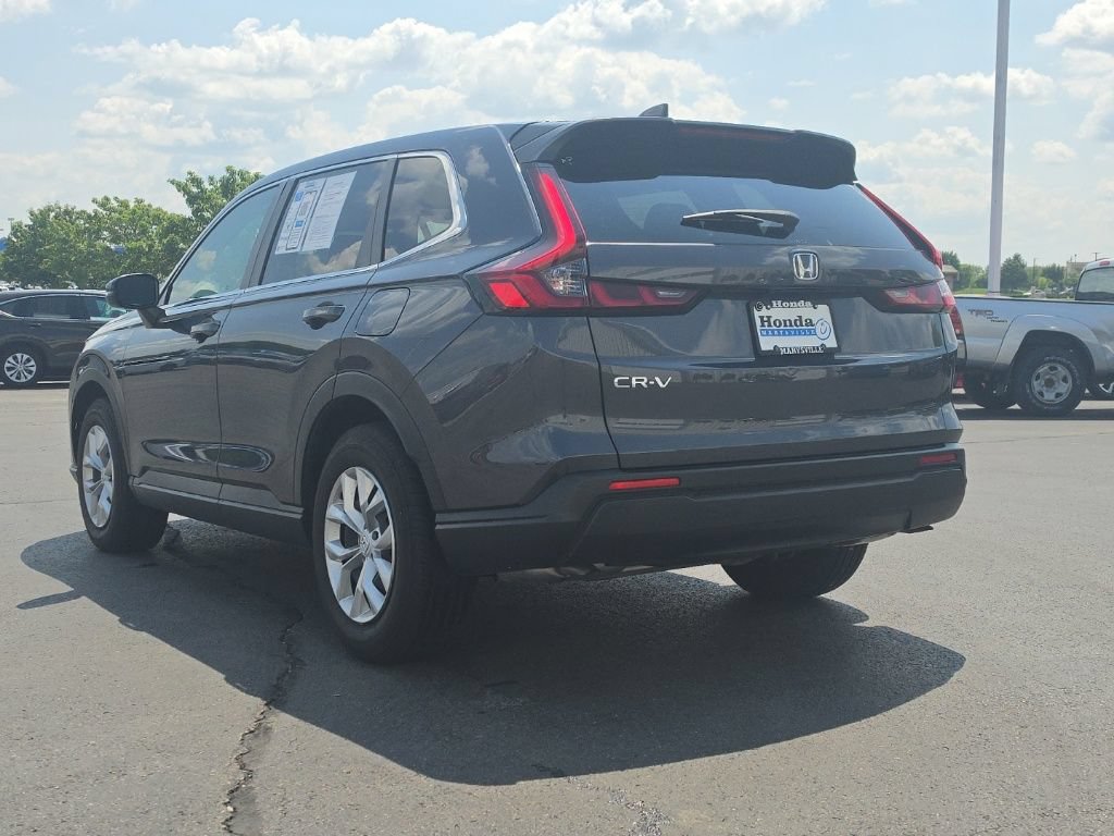 Used 2025 Honda CR-V LX image 5
