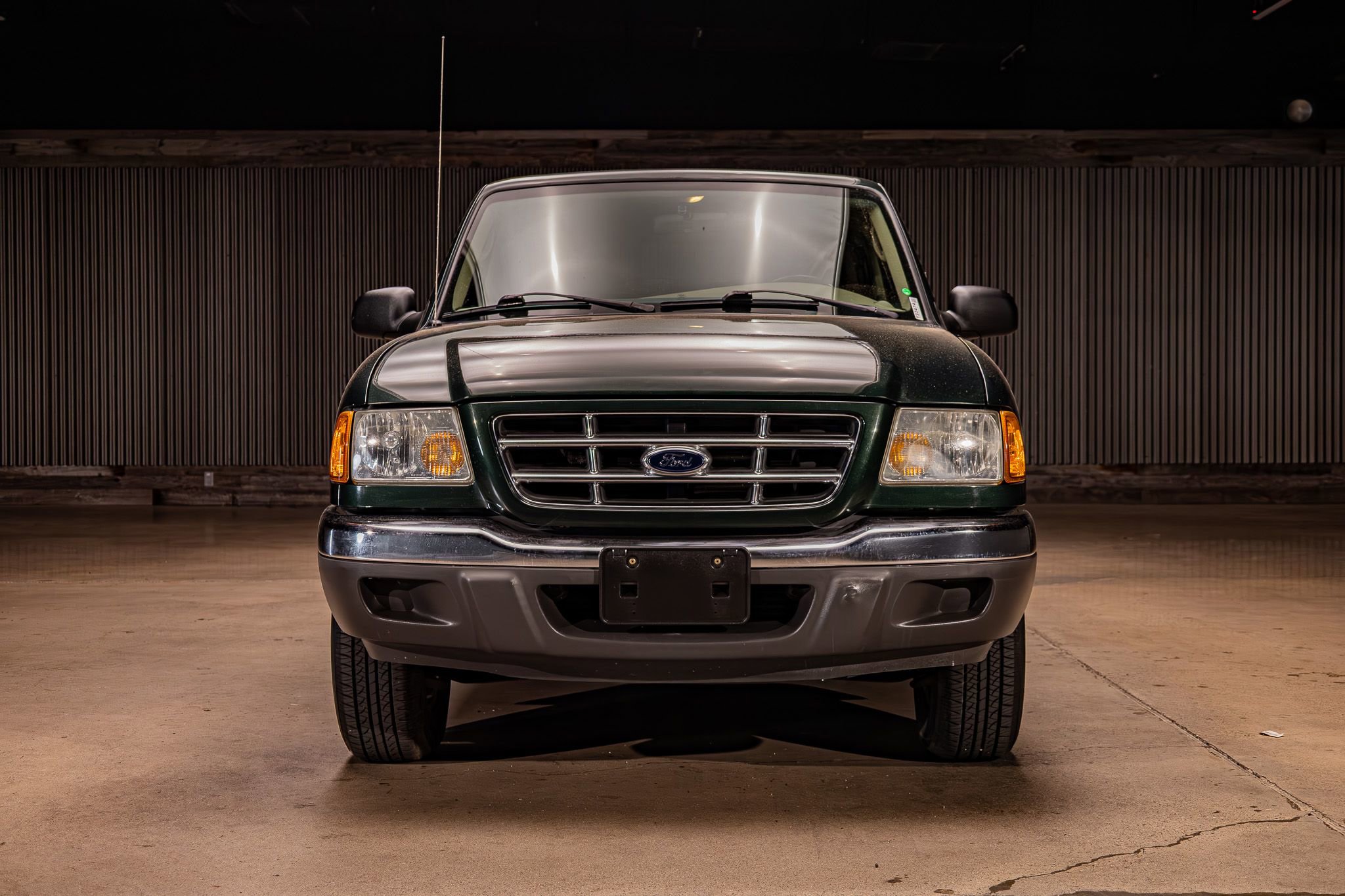 Used 2003 Ford Ranger XLT image 2