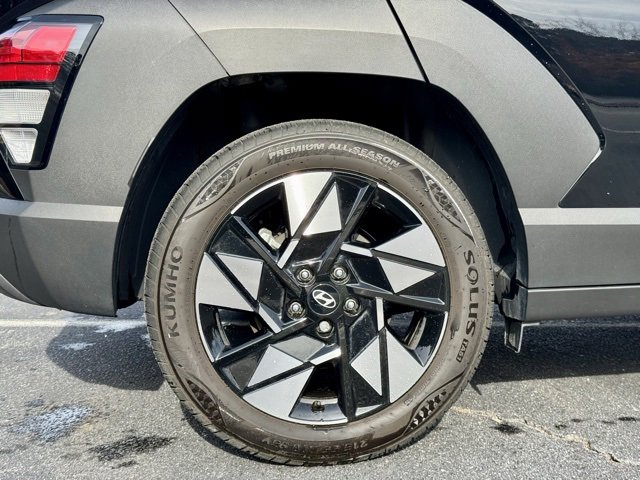 Used 2024 Hyundai Kona SEL w/ Convenience Package image 32