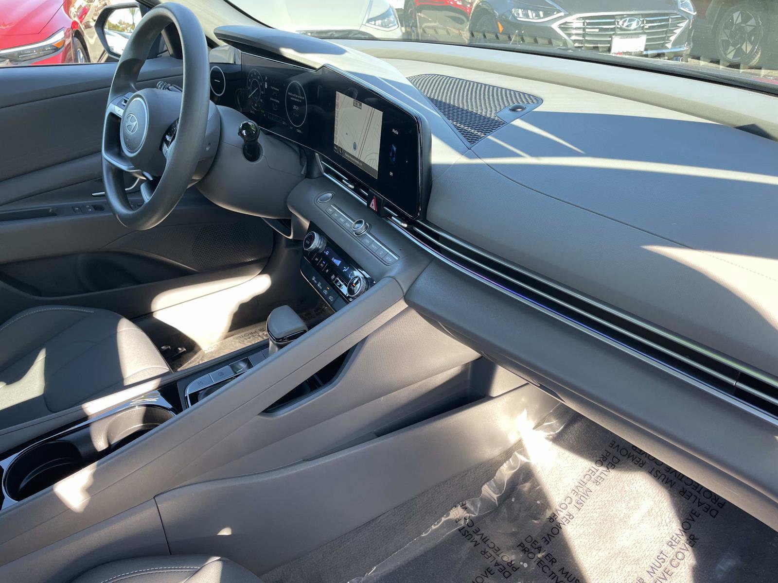 Certified 2024 Hyundai Elantra Blue image 29