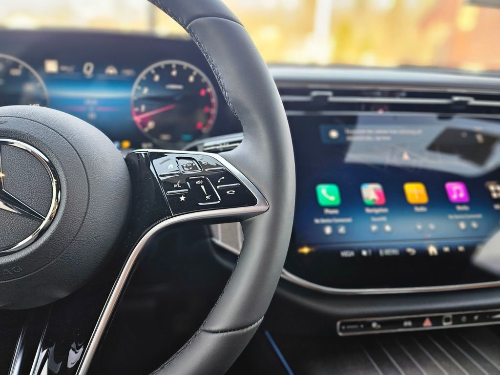 New 2026 Mercedes-Benz E 450 4MATIC Sedan image 28