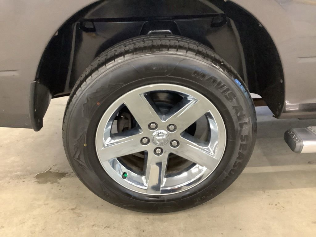 Used 2015 RAM 1500 Express AWD/4WD image 21