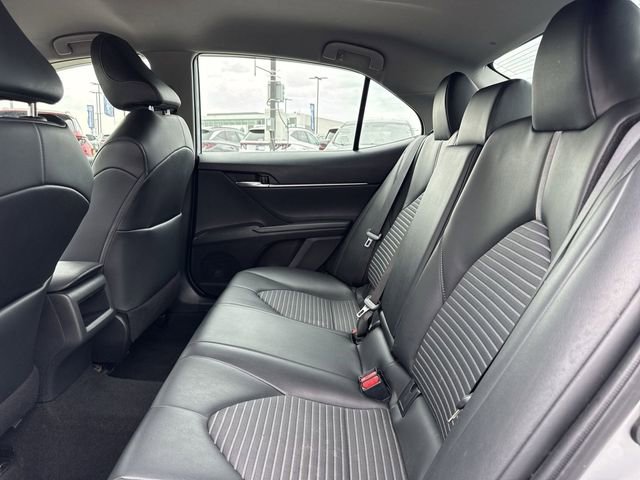 Used 2021 Toyota Camry SE FWD image 9