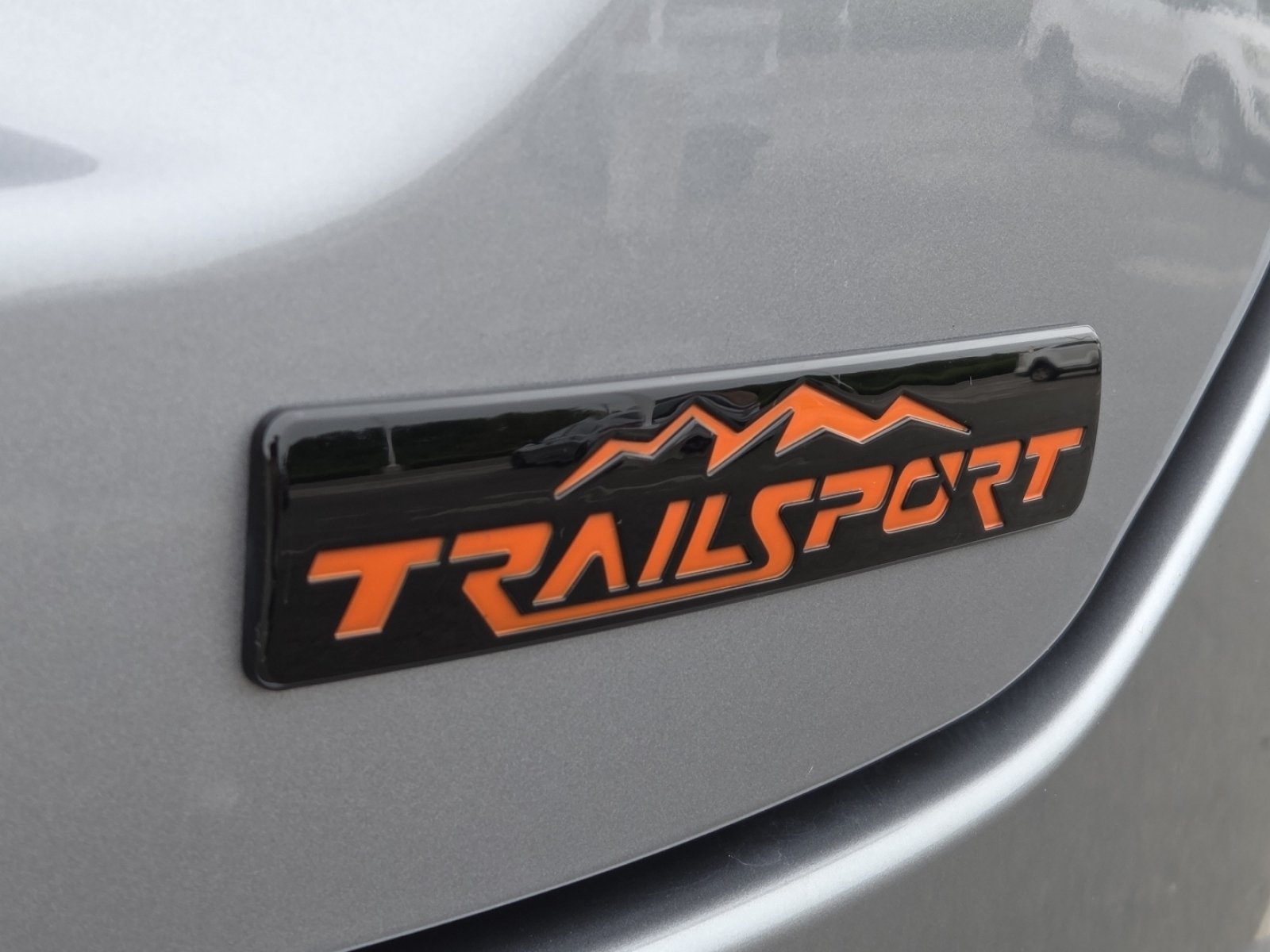 Used 2025 Honda Pilot TrailSport image 10