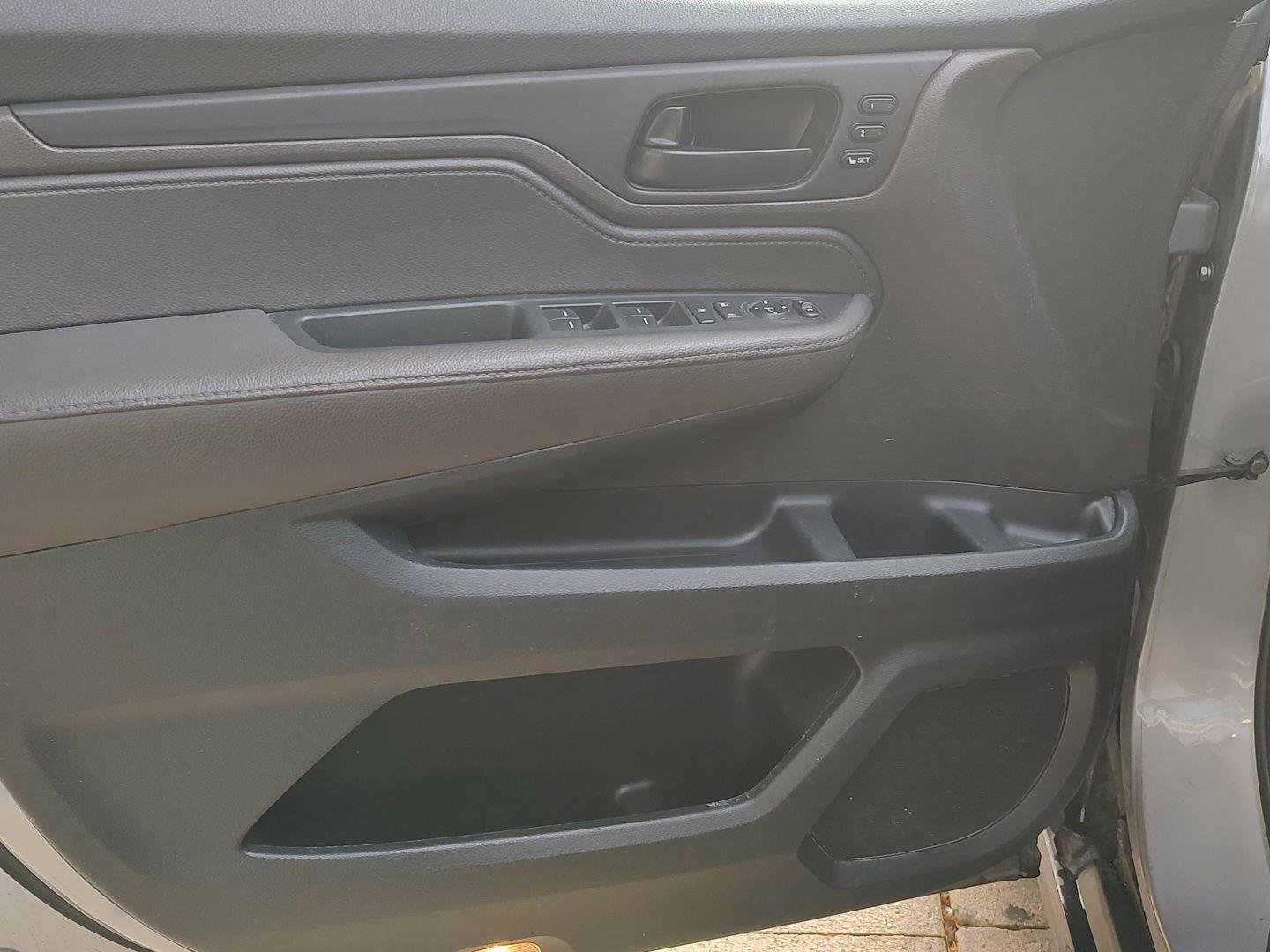 Used 2019 Honda Odyssey EX-L image 16