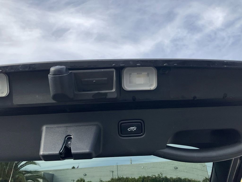 Used 2022 Kia EV6 GT-Line w/ GT-Line Suede Seat Package image 10