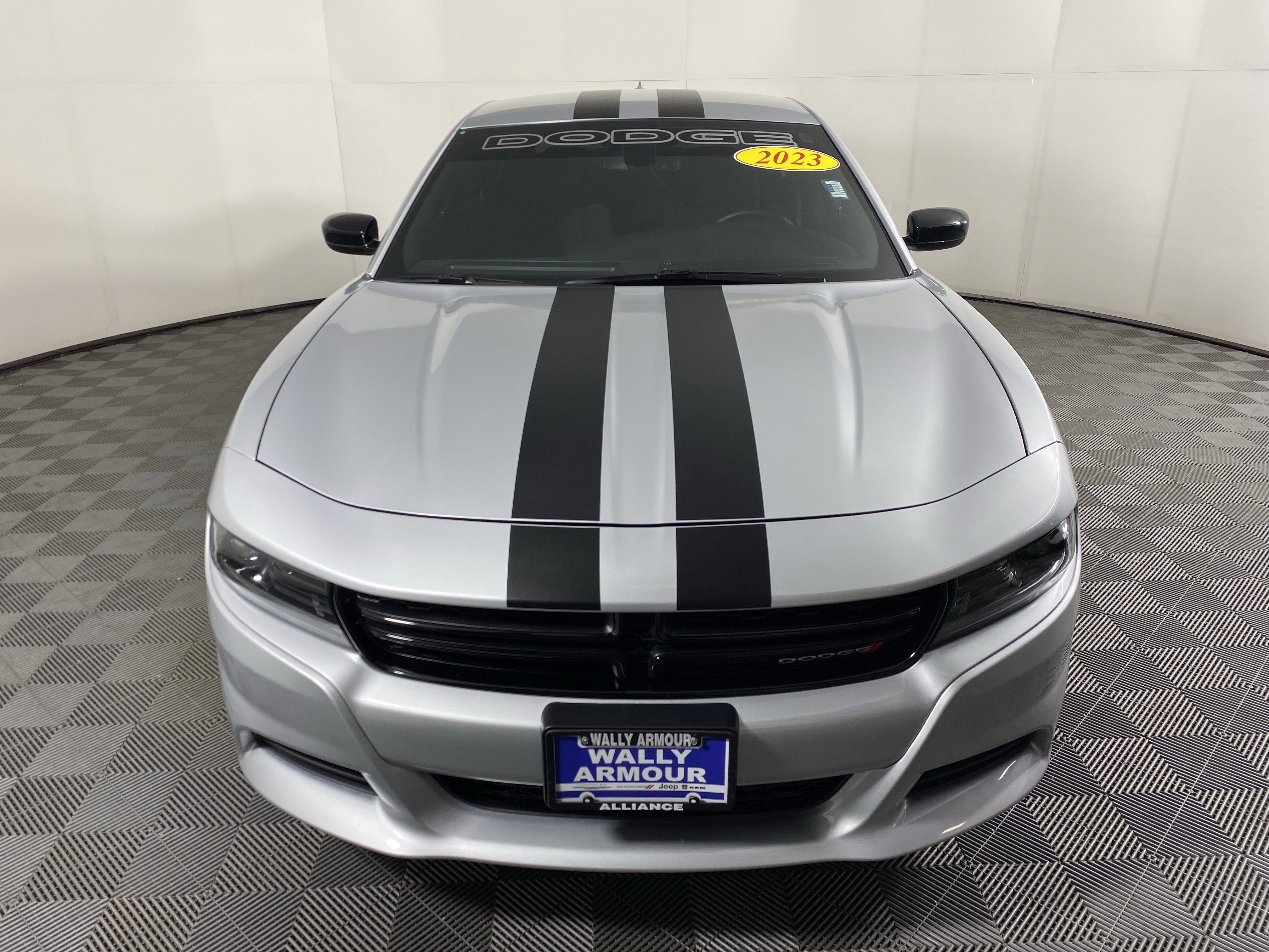 Used 2023 Dodge Charger SXT w/ Blacktop Package image 12