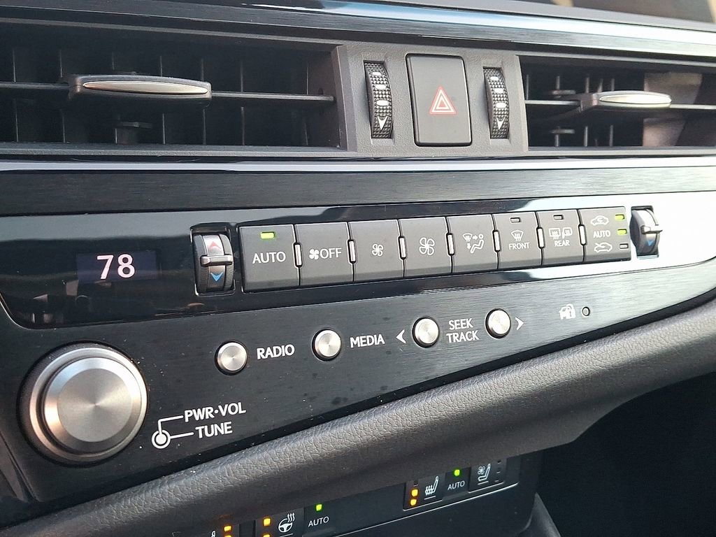 Used 2023 Lexus ES 350 w/ Premium Package image 17