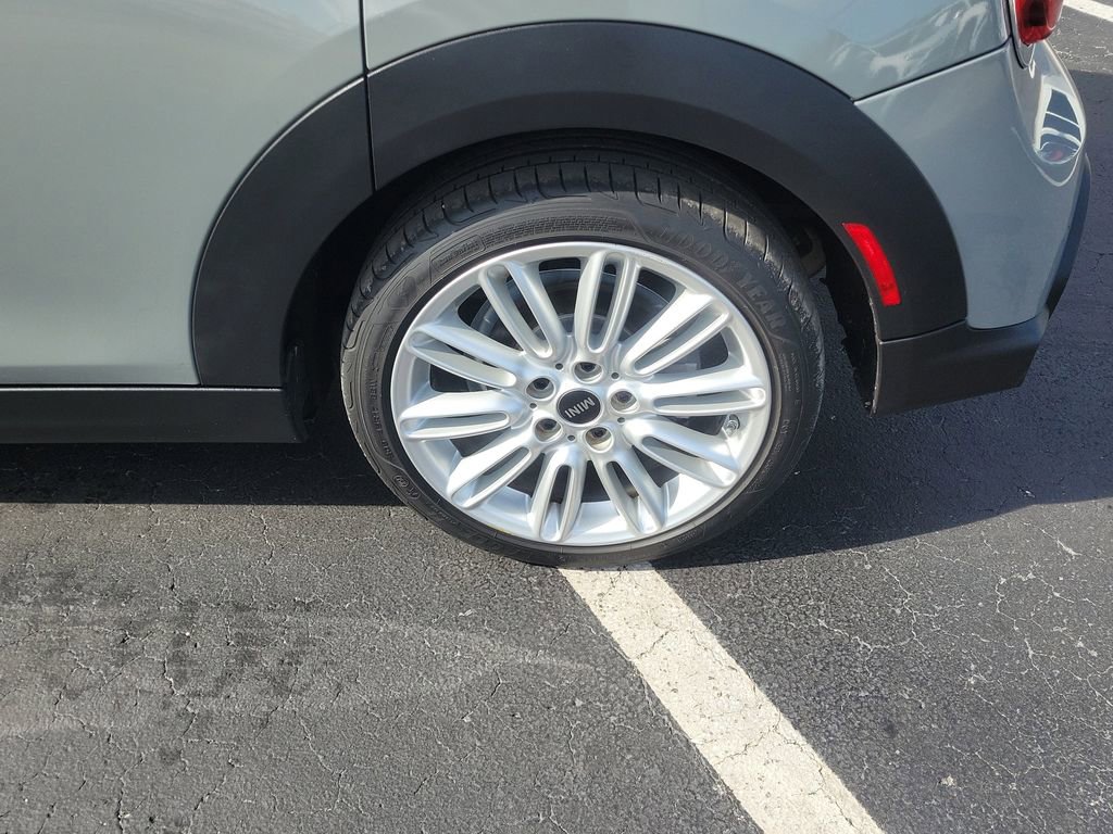 Used 2023 MINI Cooper S image 5