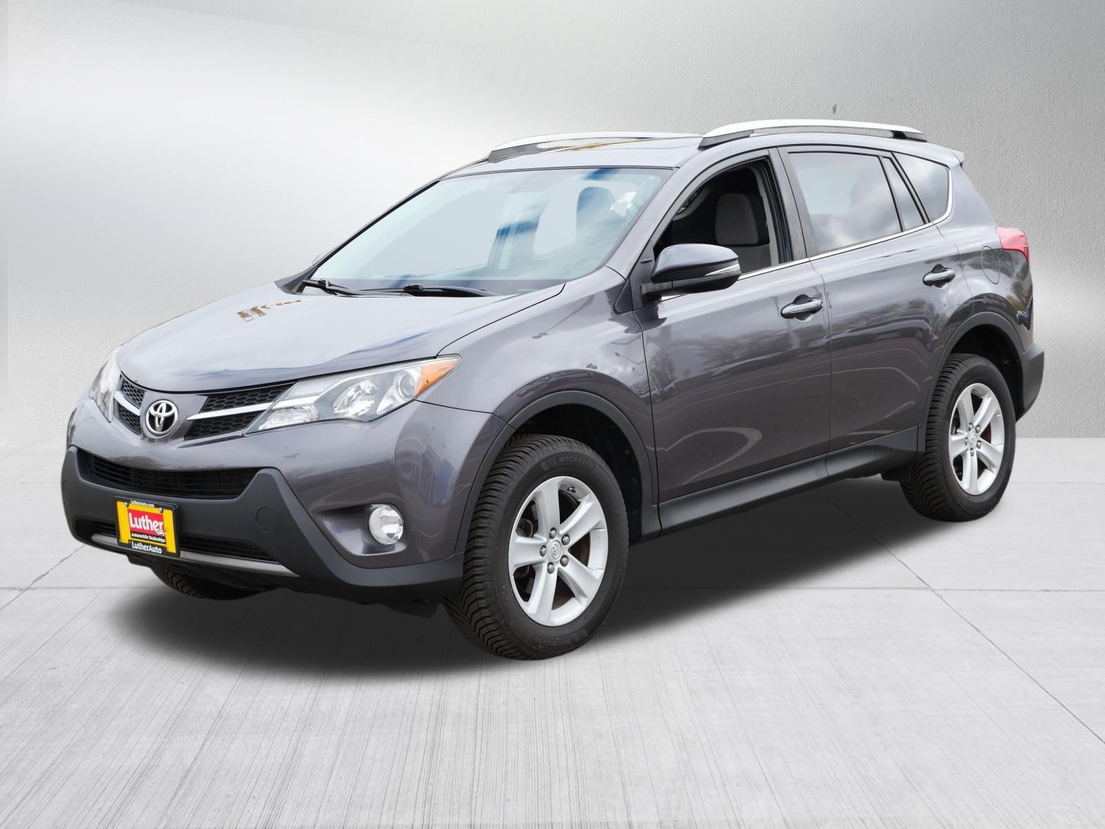 Used 2014 Toyota RAV4 XLE FWD image 3